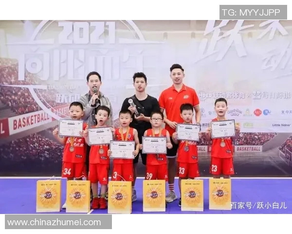 WE团队协作表现精彩纷呈决战冠军杯展现默契与实力实时新闻 WE团队协作表现精彩纷呈决战冠军杯展现默契与实力实时新闻